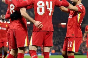 包含利物浦后卫神勇救险，助球队成功保级，觉得很多下载不断环境图片一次.的词条-爱游戏中国